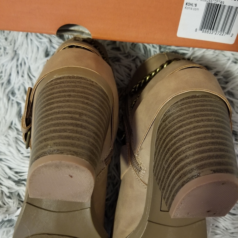 Booties - Picture 4 of 5